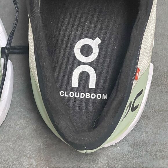 On Cloudboom Women's White / Black / Sage Running Shoes Size 10 - Picture 5 of 14